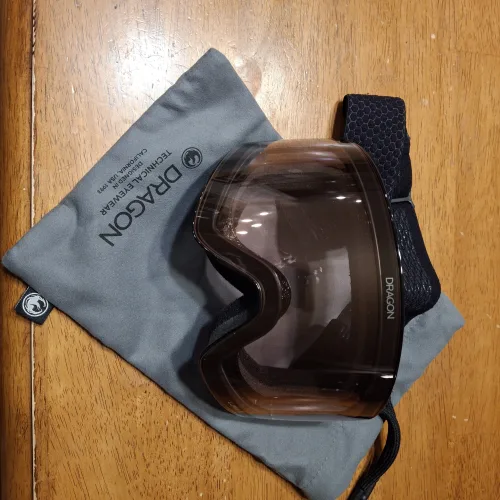 Dragon goggles w/bag