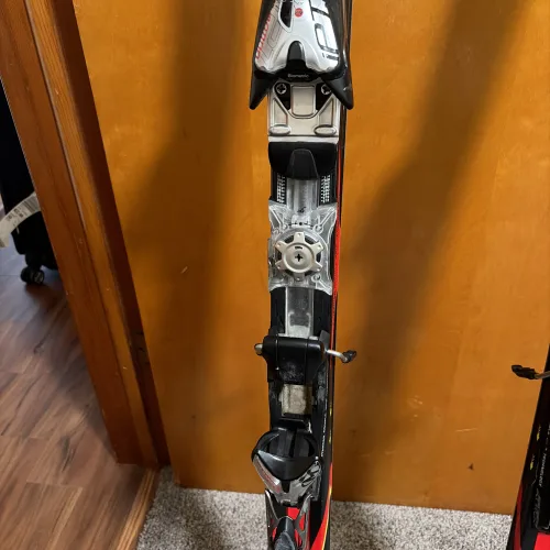 Race skis